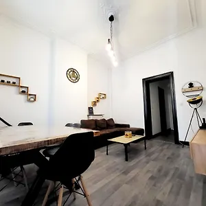  Séjour chez l'habitant Chambre Pivée En Plein Centre De Belgique